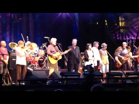 Fairport Convention and Friends - Meet On The Ledge (Cropredy Festival 2013, 10/08/2013)
