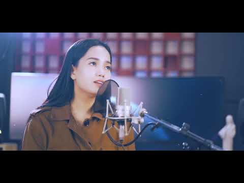 Thể hiện bởi Thanh Hoài