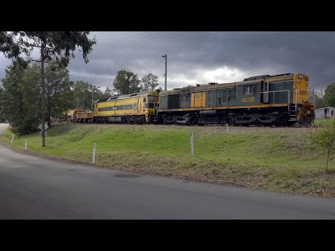 G514 602 on a SSR Ballast train