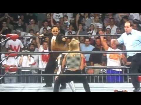 Alundra Blayze to the Rescue of Female Japanese Wrestler from Akira Hokuto, German Suplex - Madusa