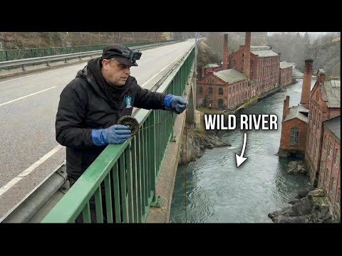 Amazing Discoveries Magnet Fishing A Fast Flowing River