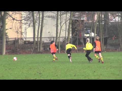 Veerse Boys F4 - Unitas '30  1 dec 2012 (de kannibalen) vriendschappelijk (9-3) deel 1 van 2