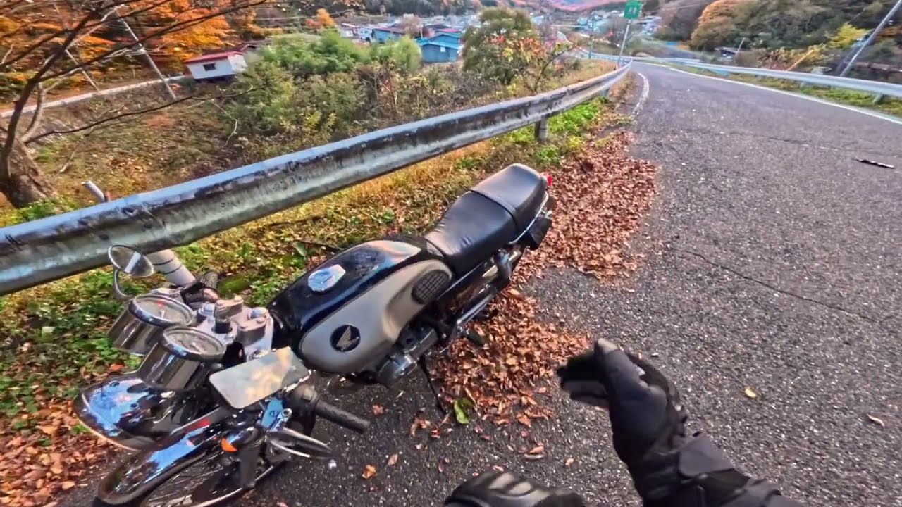 Japan [4K 60] Motorcycle Trip to Kiso | Autumn  (50mins) | Old Honda 250 | asmr