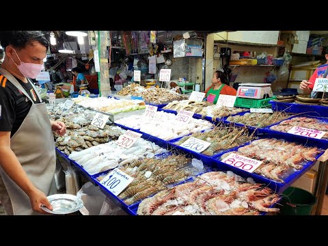 [4K] Caminhe pelo mercado de peixes Lan Po Naklua em Pattaya | Desfrute de frutos do mar na Tailândia