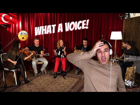 Italian Reaction To 🇹🇷 Sertab Erener - Aşk (Akustik)