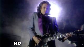 Walter Egan - Magnet &amp; Steel (Official Music Video)