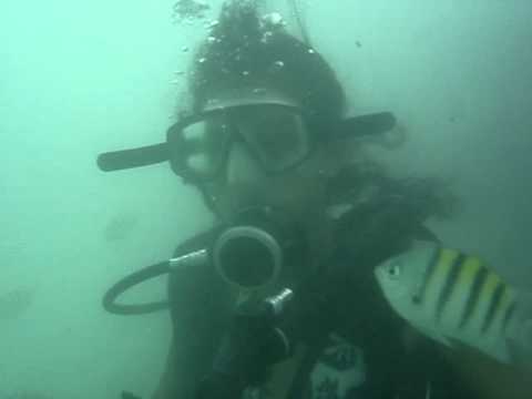 Eglá mergulho porto de galinhas dia 15/08/2010