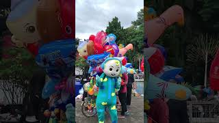 Download lagu Cocomelon wheels on the bus go round and round mp3 Download lagu Cocomelon wheels on the bus go round and round mp3