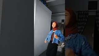 Download lagu katamu cintaku berlebihan #cemburukutakberalasan #dangdutkoplo #jogedasyik #tukangjoged mp3 Download lagu katamu cintaku berlebihan #cemburukutakberalasan #dangdutkoplo #jogedasyik #tukangjoged mp3