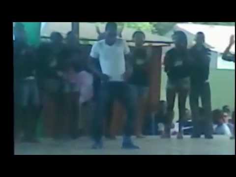 francis boy no colegio patricia rossana.wmv