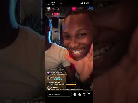 Mal and d Scott being cute on live 😍😍