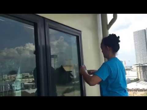 How to Clean Glass Windows and Doors | Home Maid...