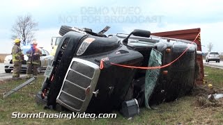 preview picture of video '4/9/2015 Durant Iowa Semi flipped from tornado warned storm.'
