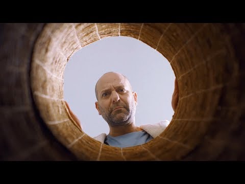 Samsung Presents: “The man who got to the bottom of the laundry basket”