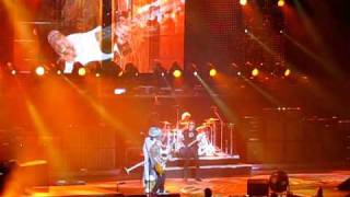 Steven Tyler falls off stage in Toronto - Aerosmith - Love In An Elevator -