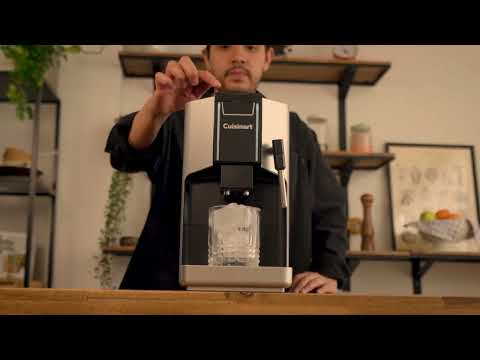 Máquina Full Automatic Espresso Bar™️ EM-550 de Cuisinart®