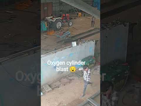 oxygen cylinder kasie fata 🤔😦😦 #youtubeshorts  khatarnak #short #dangerous #farming
