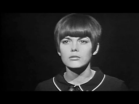 Mireille Mathieu - Le Noël De La Rue (Télé-Dimanche, 26.12.1965)