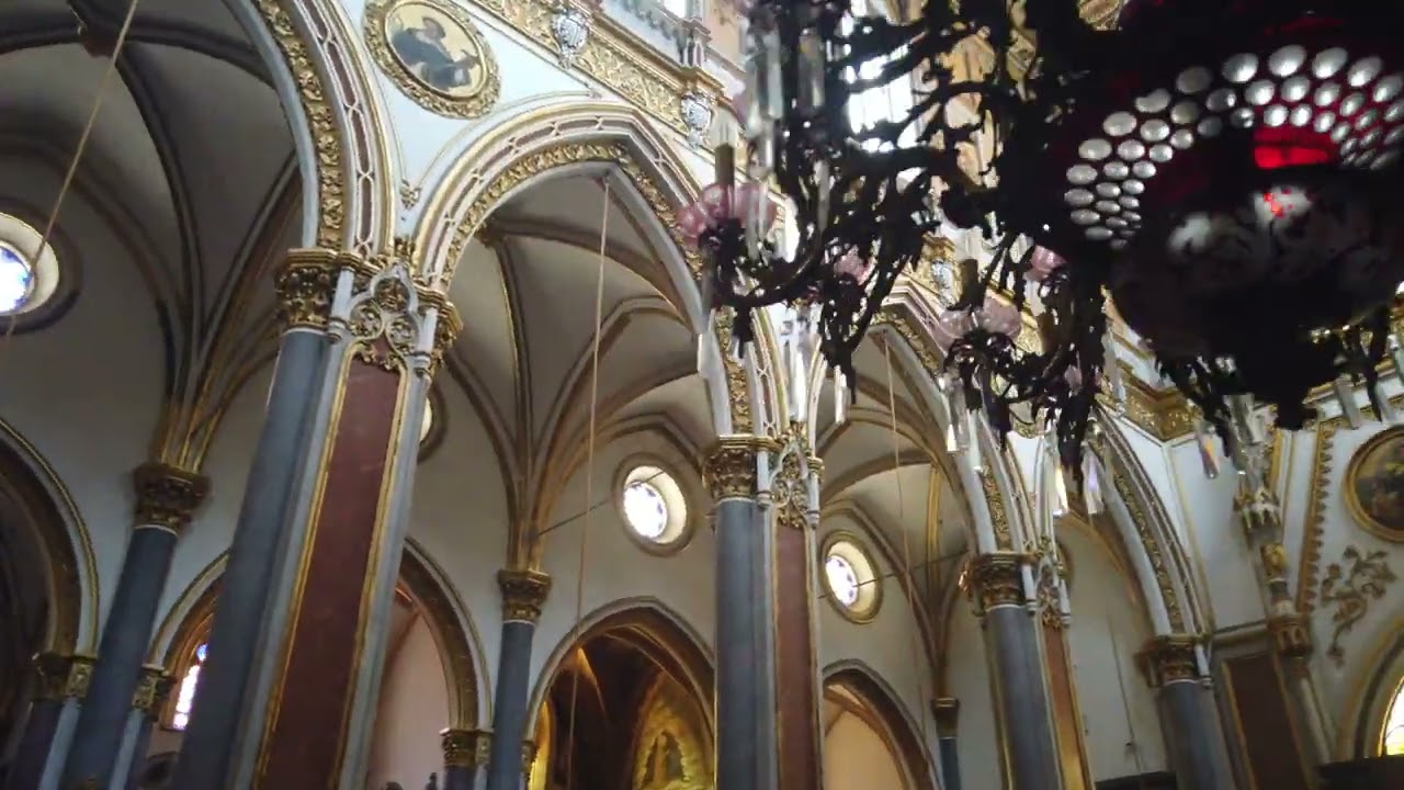 Experience the grandeur of the Chiesa di San Domenico Maggiore.