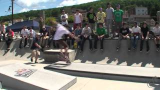 preview picture of video 'RED BULL MANNY MANIA 2011 @ Bethlehem Skate Plaza'