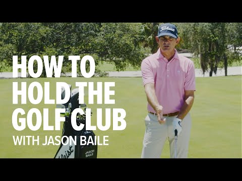 What is the Correct Grip Pressure for Your Golf Swing | Titleist Tips