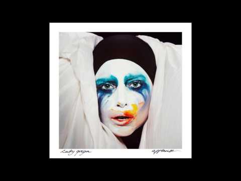 Applause - Lady Gaga (LIVE MIC FEED FROM VMAS 2013)