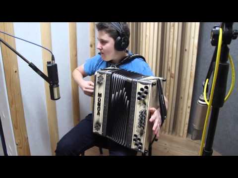 glasbena šola FALANT - GOZDOVI V MESEČINI, igra LUKA BOLTE (učenec) Dunkle Wälder