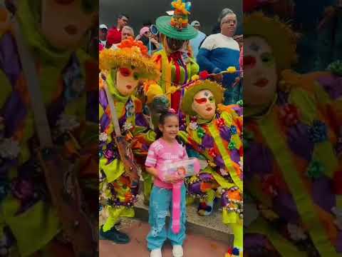 🎭🪅 Sanare se vistió de color y tradición