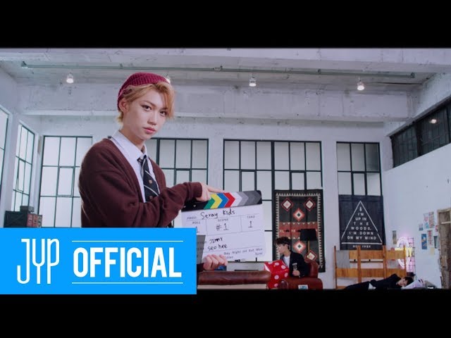 Awkwars Silence / Stray Kids