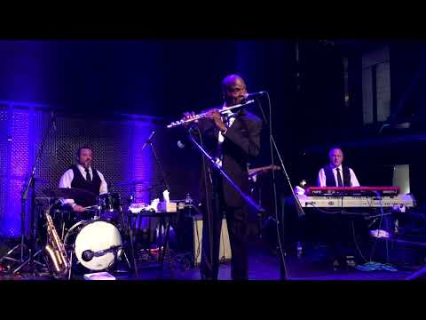 Maceo Parker playing Flute @ the Music Box 2017 (Smooth Jazz Family)