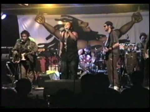 Papa Ricky - Lavagem Cerebral - Ao Vivo!