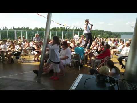 Cassius Clay på Birka 2011 - Kryssningsvärden Jakob Jaldeland sjunger Grease Lightning