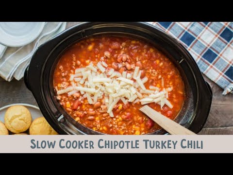 🌶️🔥 Slow Cooker Chipotle Turkey Chili 🦃🥣 Spicy & Smoky Delight! ✨🍴
