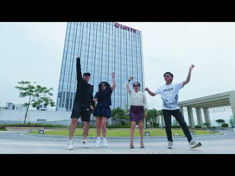 BLACKLIONS-EM IS KITYY-M/V OFICALL