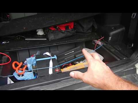 Pajero Aux battery /solar panel/ dc dc charger install p2