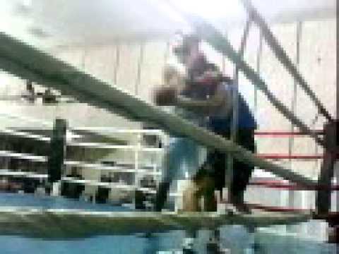 elias trossero vs lucas quiroga 2011 ( PELEA NUMERO 8 DE ELIAS TROSSERO )