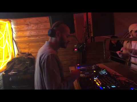 Nems-B / Woodfloor All Night Long @ Concrète (23/12/17) Part1