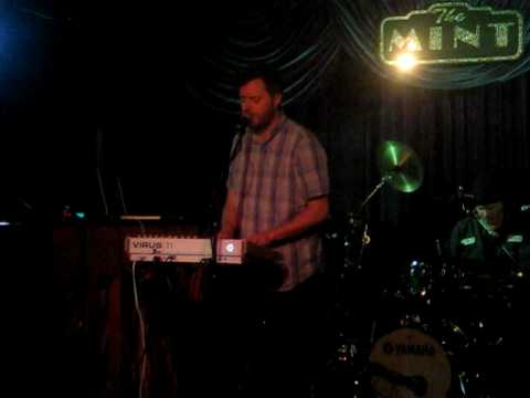 Kevin Hearn and Thin Buckle - When You Dream (07/09/09 The Mint -  Los Angeles)