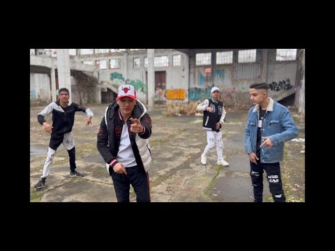 B Flow - AVUMM (Hivatalos Videoklip)