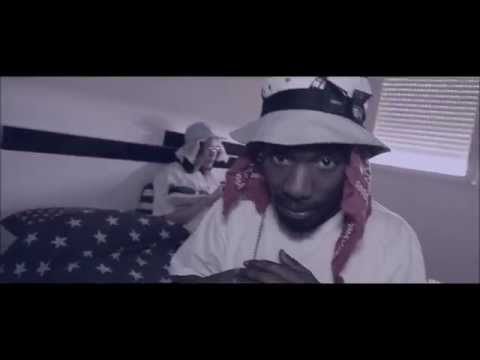 #Pequeñochico - Alone (prod. KeyParis) (Videoclip)