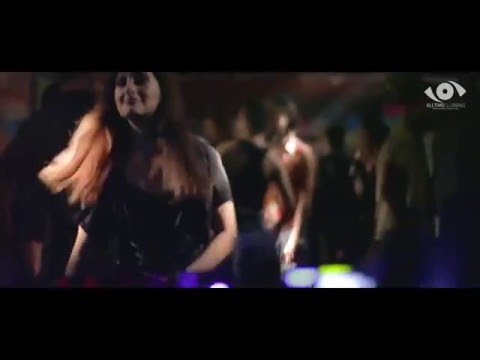 Teddy Bear in Parc (la Tete-a-Tete)