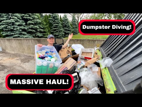 MASSIVE HAUL! Huge Dumpster Dive Score From One Dumpster!