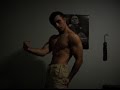 DOMÁCÍ Trénink na Hrudník 17year old bodybuilder CHEST TRAINING