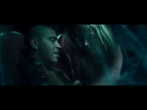 Chris Rea - The road to hell (Basic Instinct 2 opening scene)