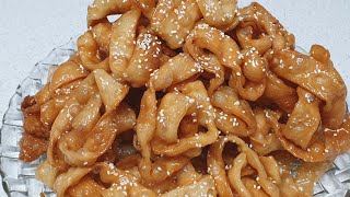 שבקייה ועוגיות יויו תמיד בכל שמחה הקישור לסרטונים המלאים למטה בתגובות Shorts# (ליהי קרויץ - מטבח בקלי קלות) - התמונה מוצגת ישירות מתוך אתר האינטרנט יוטיוב. זכויות היוצרים בתמונה שייכות ליוצרה. קישור קרדיט למקור התוכן נמצא בתוך דף הסרטון