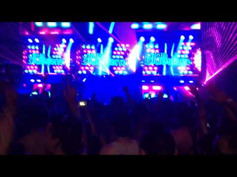 Ilan Bluestone - Tension & Thing Called Love (Mashup) @ Stereosonic 2014
