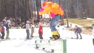 preview picture of video 'Holiday Valley Spring Session 2010'
