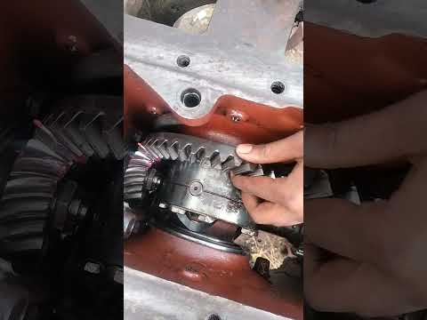 🚜⚙️ HMT Tractor Crown Pinion Play Chaking ⚙️🚜 #swaraj #sonalika #kubota #newholland #rx_manju_76