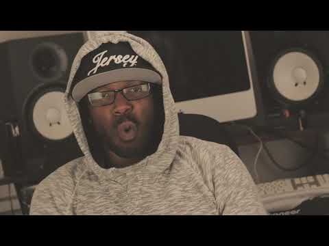 Swinn Da Example x Grungy Boguez   Intro Rock That Official Music Video