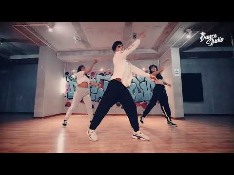 CALIENTE REMIX- LARRY OVER Y EL TONTO -CHOREOGRAPHY BY JORGE CORTES